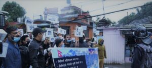 'ब्याक अफ चाइना' भन्दै चिनियाँ दुतावास अगाडी प्रदर्शन