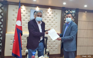 Sher-Bahadur-Deuba-and-Mahendra-Bista